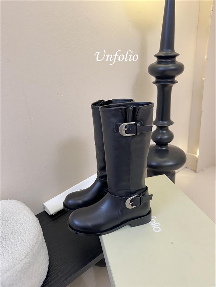 20251128175424562 390